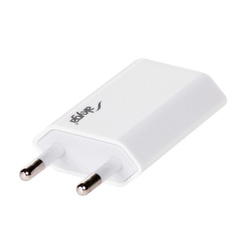 Wall charger Akyga AK-CH-03WH 5W USB-A 5V / 1A white